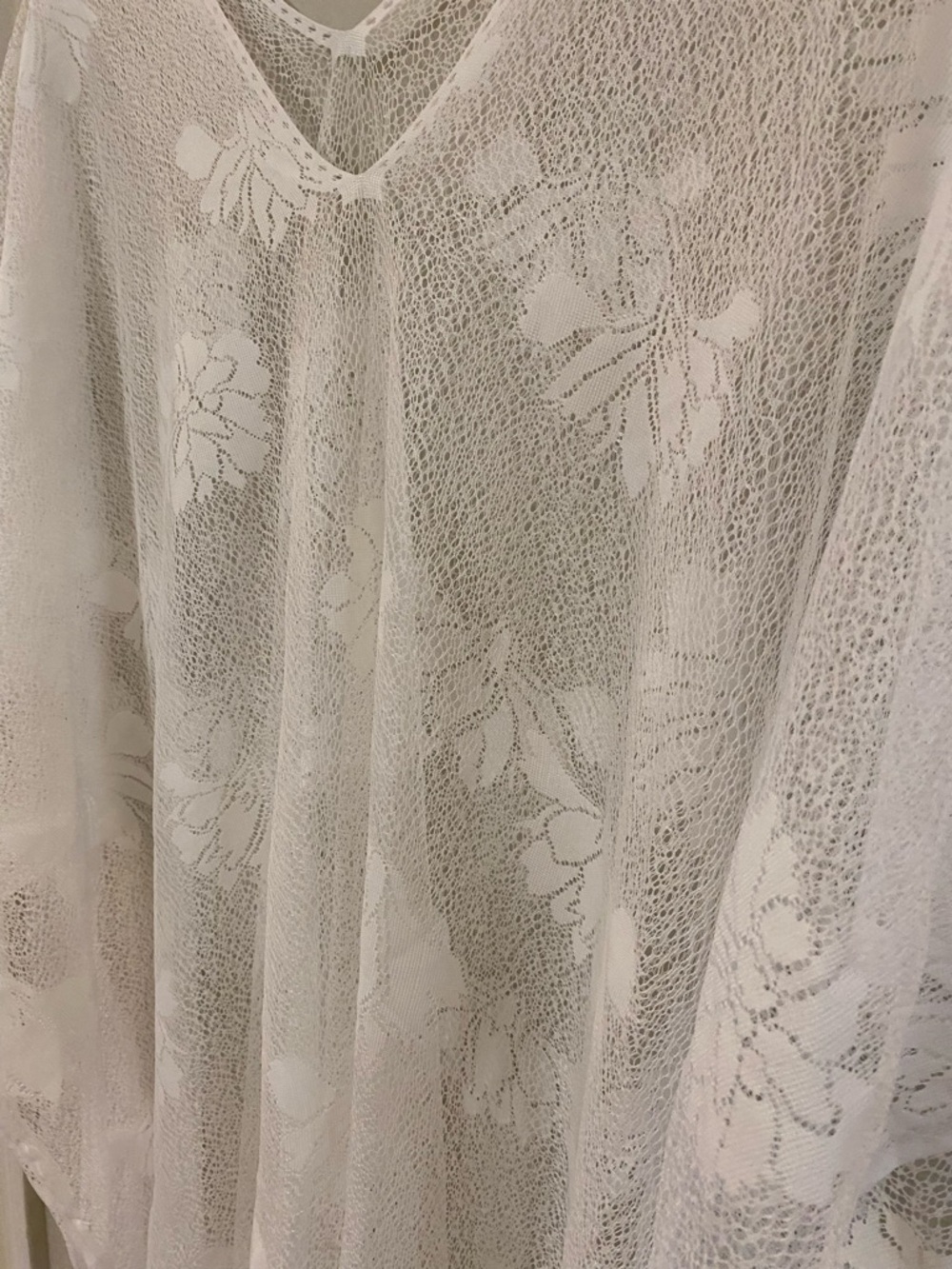 Sheer Floral Lace Fringe Kimono  Swim Cover Up - White - One Size - NWOT! - Picture 2 of 4
